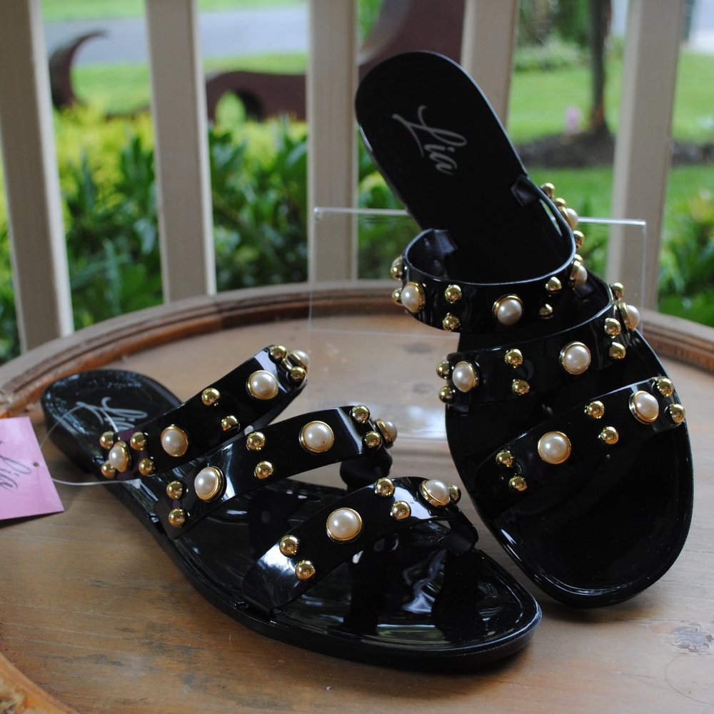 NWT NIB Jelly Sandal BLACK Pearls Toe Straps